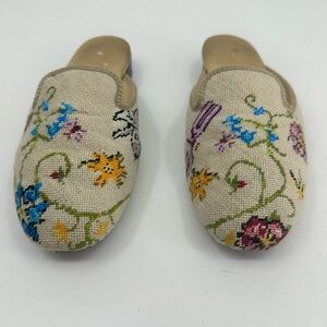 Itz A Stitch Needlepoint Mule Slides Slippers Tent Stitch Floral Womens 5.5